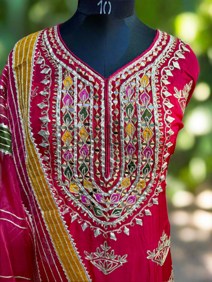 Festive Special Gotta Patti With Mirror Work