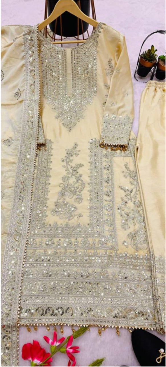 ‘Hoor’ Festive Special Sale 3 pieces Suit