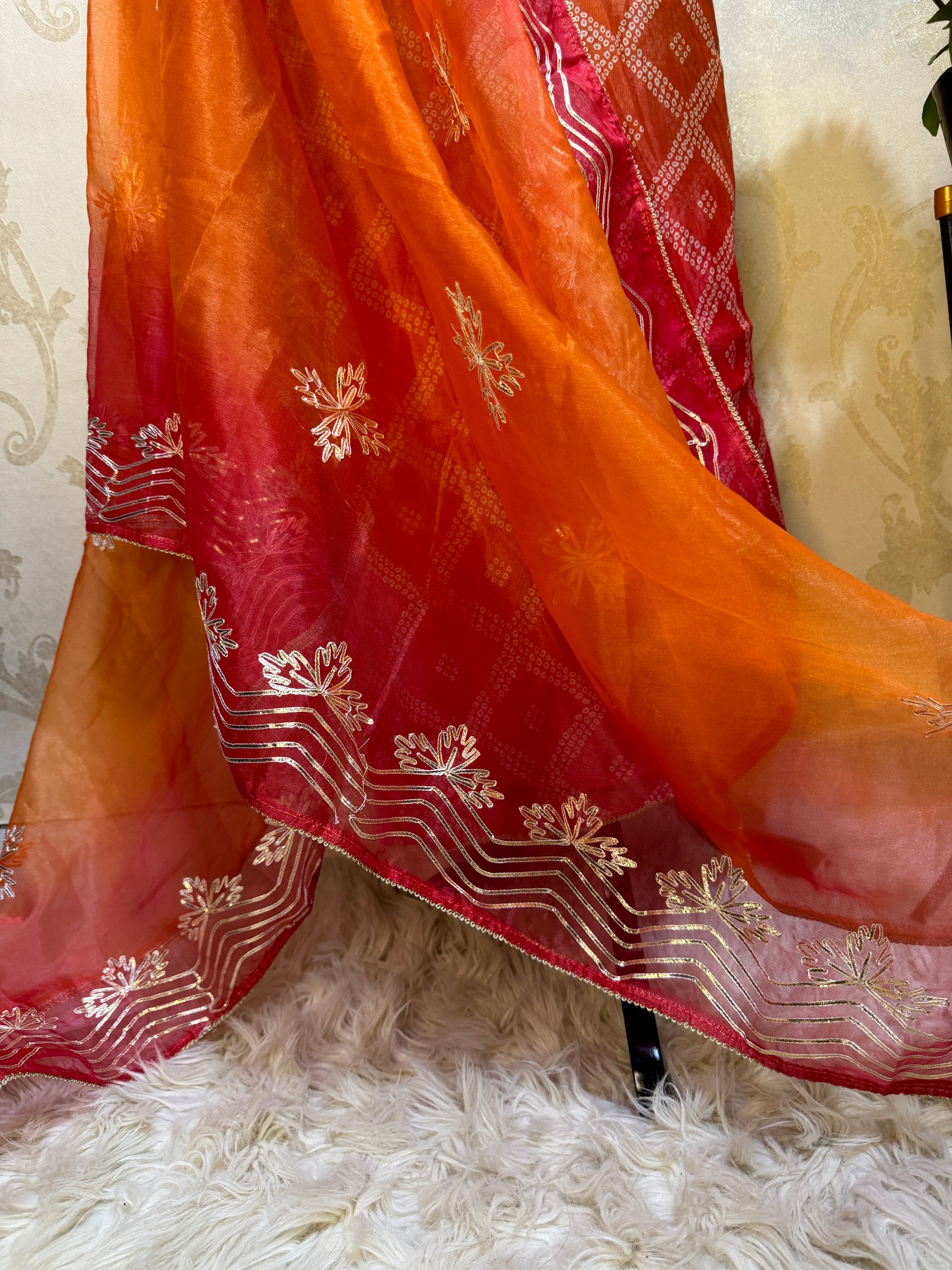 Gota Patti Bandhani Print Suit