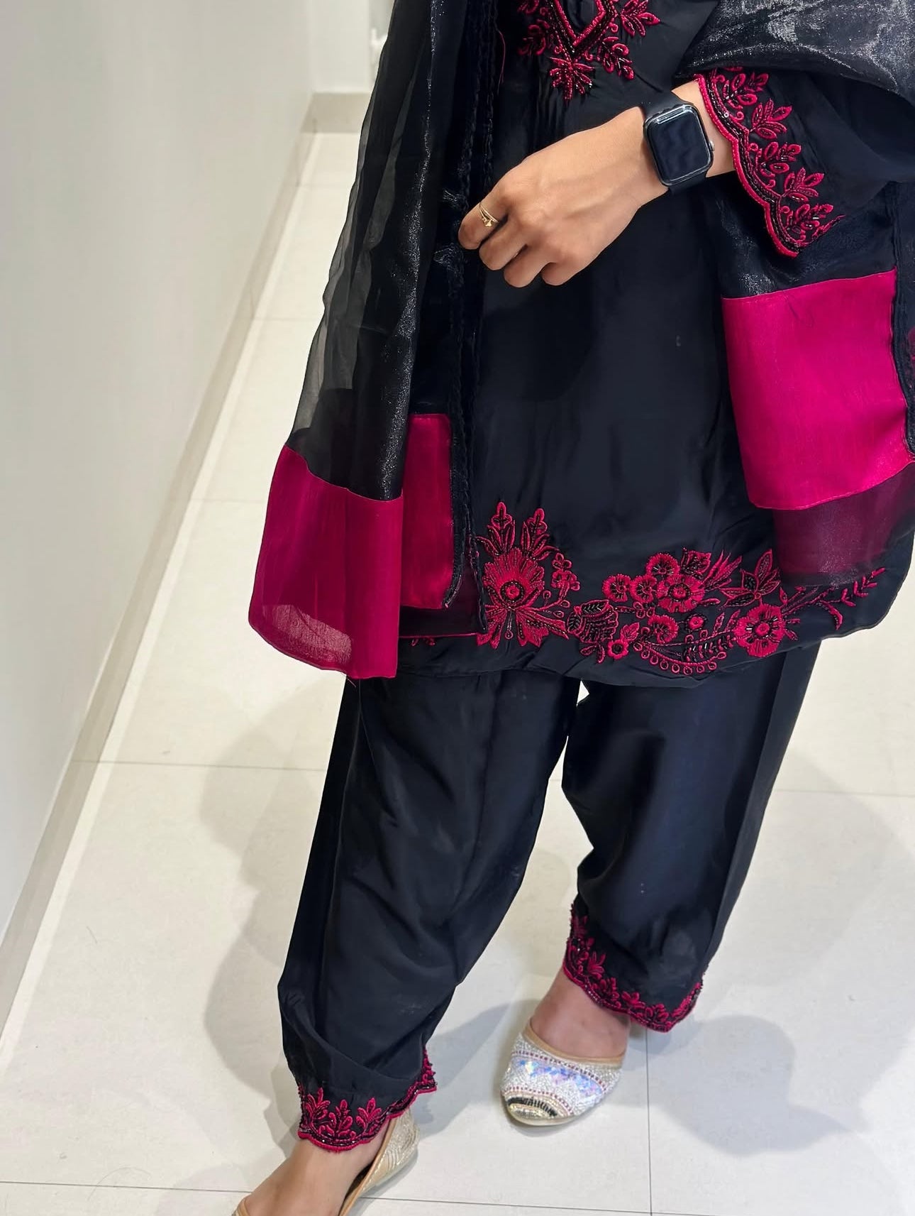 Embroidered Natural Crepe Farshi Set